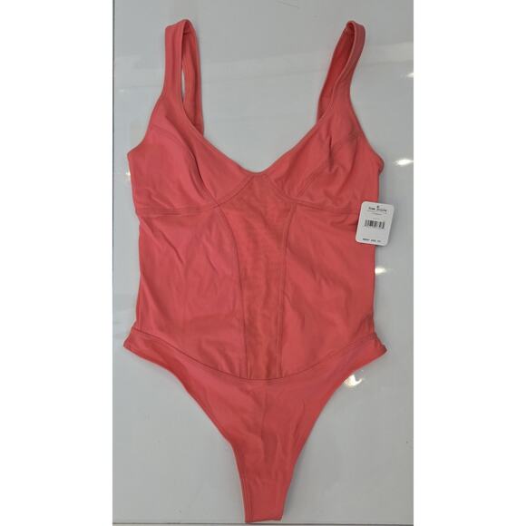 Free People Movement Heart of Gold Leotard Bodysuit Size Small Strawberry NWT$88 - Picture 3 of 10
